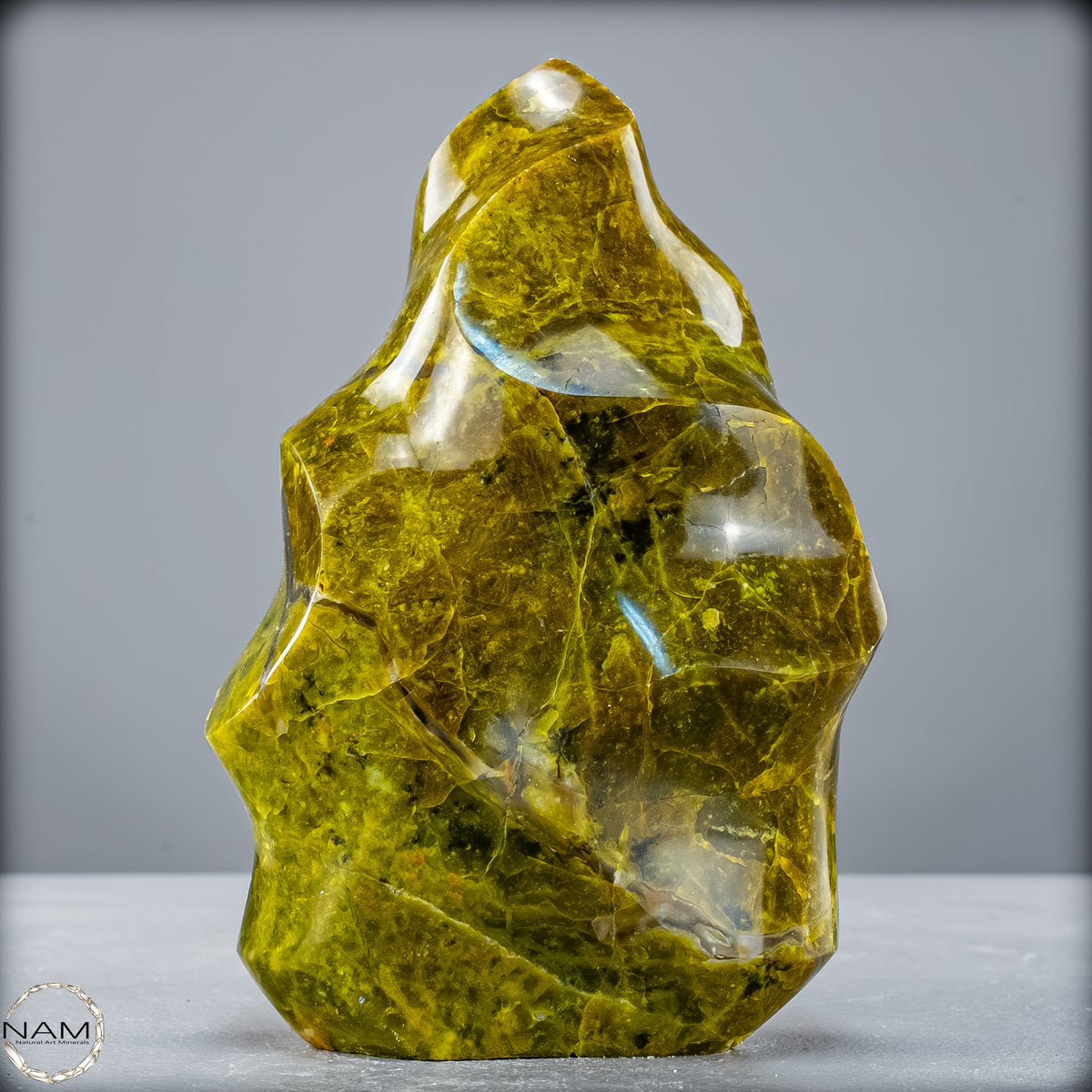Natürliche Grüner Opal-Kristall Flamme - 894,74g