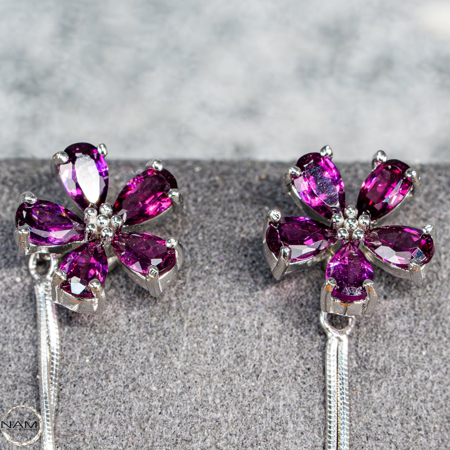Florale Eleganz – Ohrringe mit natürlichen Padparadscha-Saphiren aus Tansania 3,16g  15,8ct