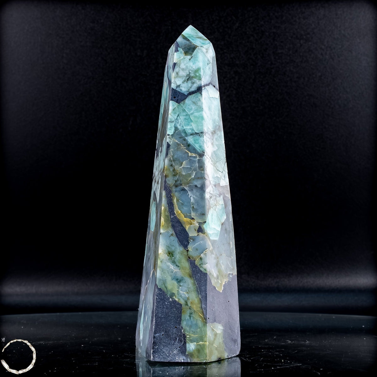 Natürlicher Smarag-Obelisk aus Kolumbien - 467,57g