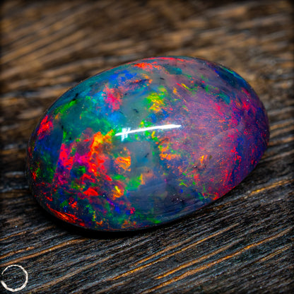 Großer AAA+ Schwarzer Opal Cabochon, 14,225ct - 2,845g