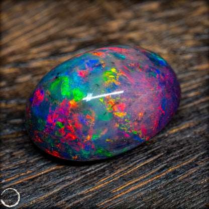 Großer AAA+ Schwarzer Opal Cabochon, 14,225ct - 2,845g