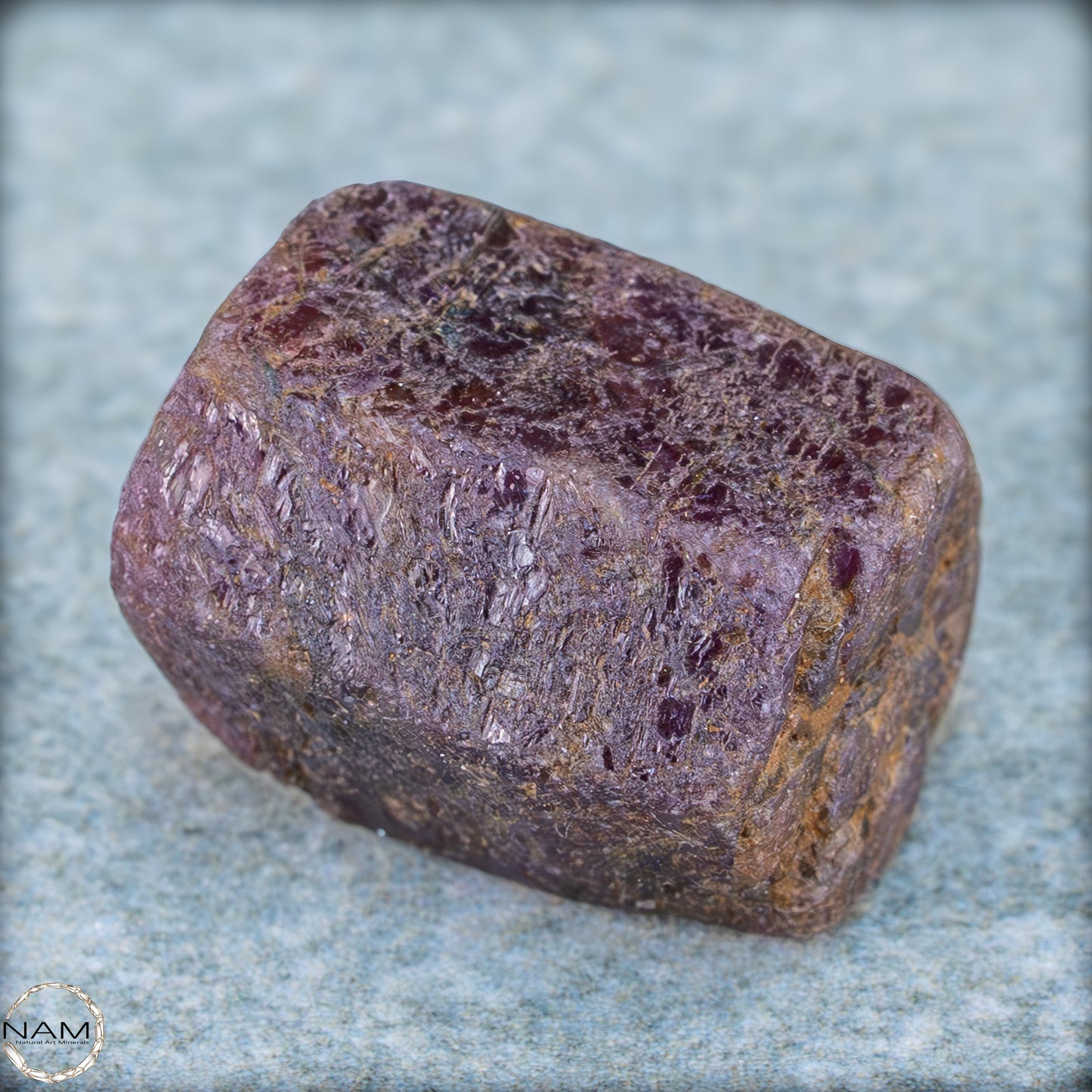Seltener Padparadscha Farbener Saphirekristall aus Tansania - 13,56g - 67,80ct