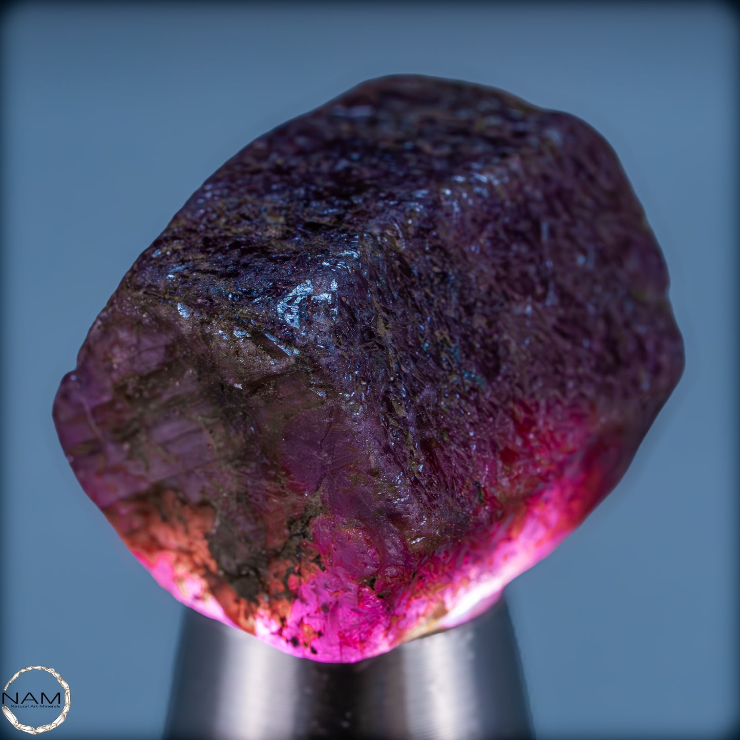 Seltener Padparadscha Farbener Saphirekristall aus Tansania - 13,56g - 67,80ct