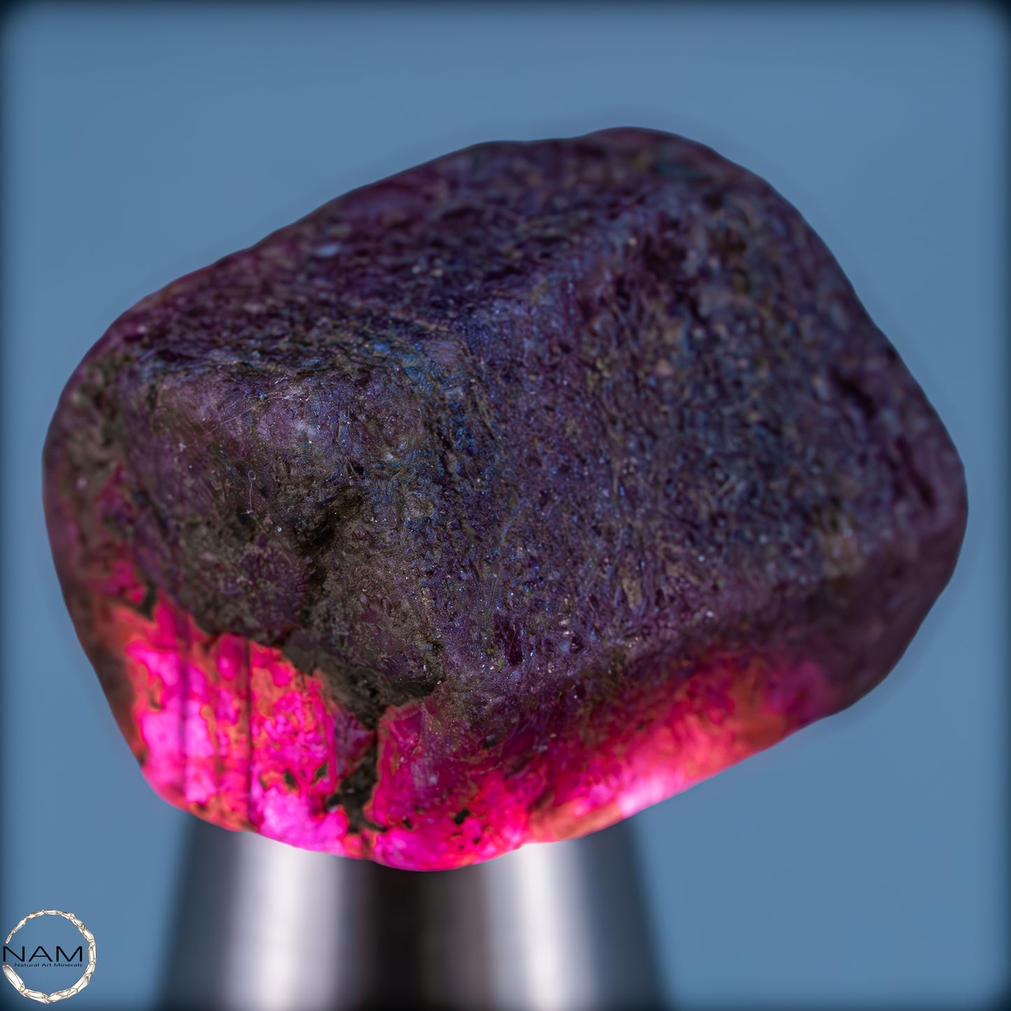 Seltener Padparadscha Farbener Saphirekristall aus Tansania - 13,56g - 67,80ct
