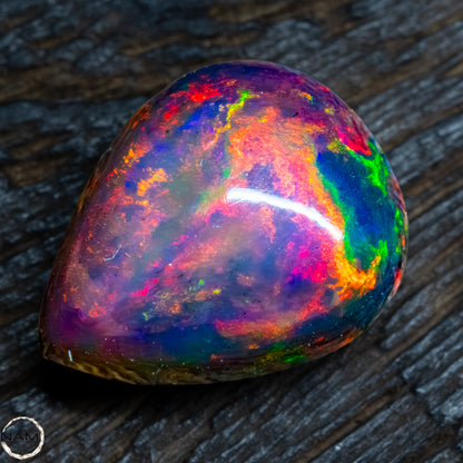 Großer Schwarzer Opal Cabochon - 1,34g -6,7Ct