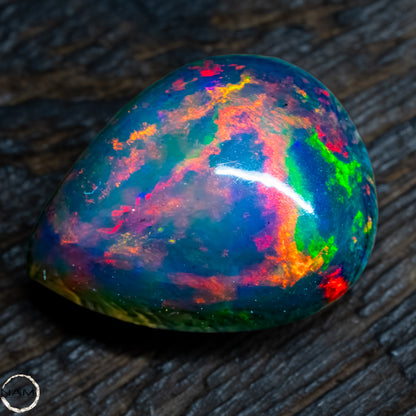 Großer Schwarzer Opal Cabochon - 1,34g -6,7Ct