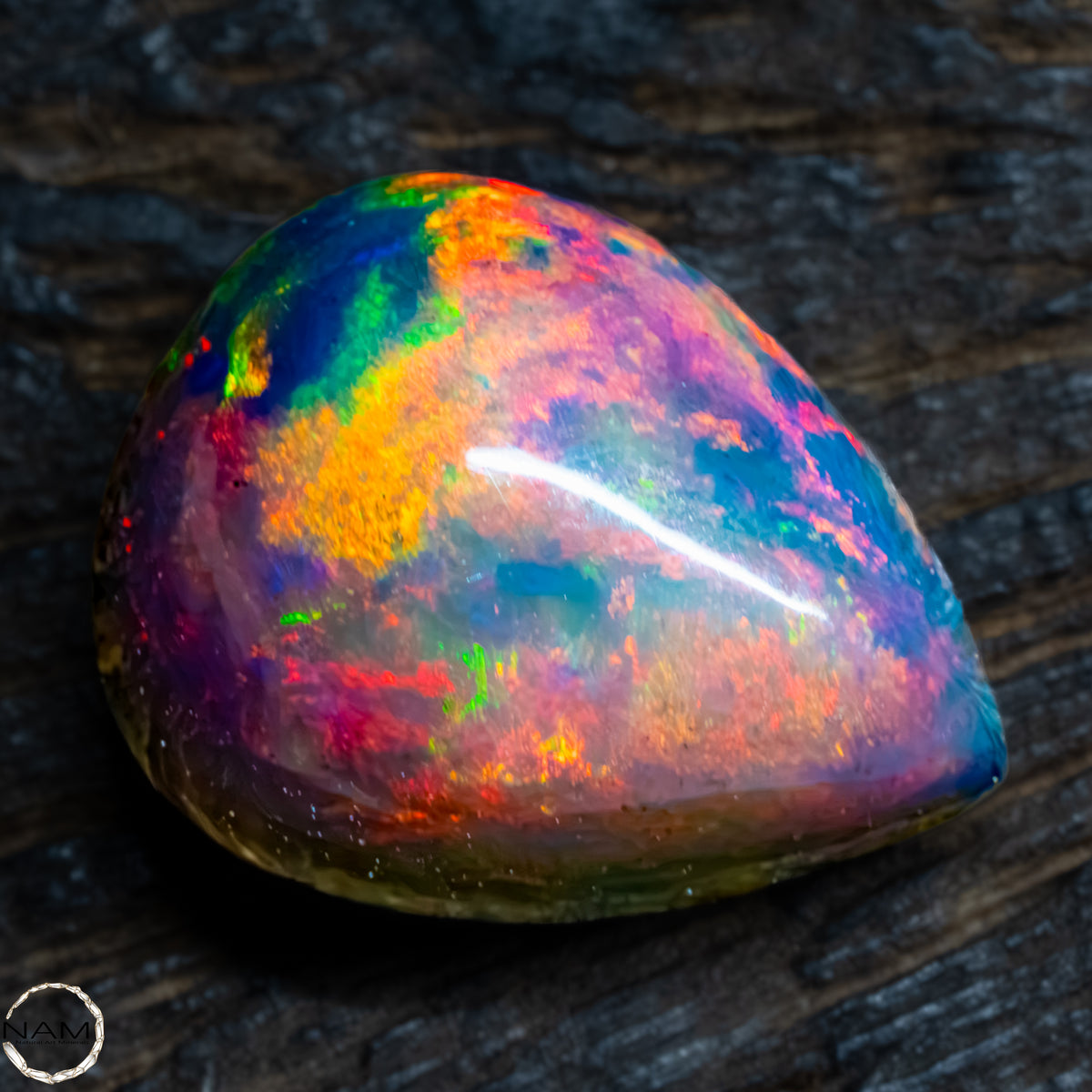 Großer Schwarzer Opal Cabochon - 1,34g -6,7Ct