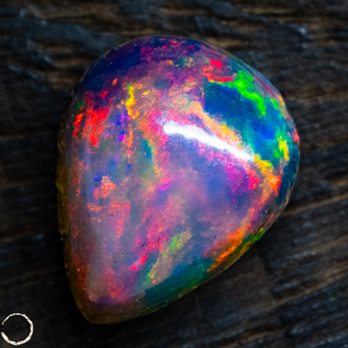 Großer Schwarzer Opal Cabochon - 1,34g -6,7Ct