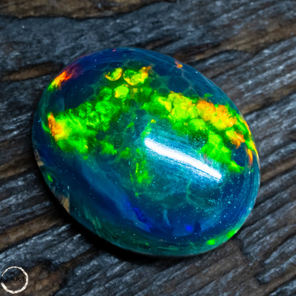Großer Schwarzer Opal Cabochon -  0,32g -1,6Ct