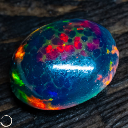 Großer Schwarzer Opal Cabochon -  0,32g -1,6Ct
