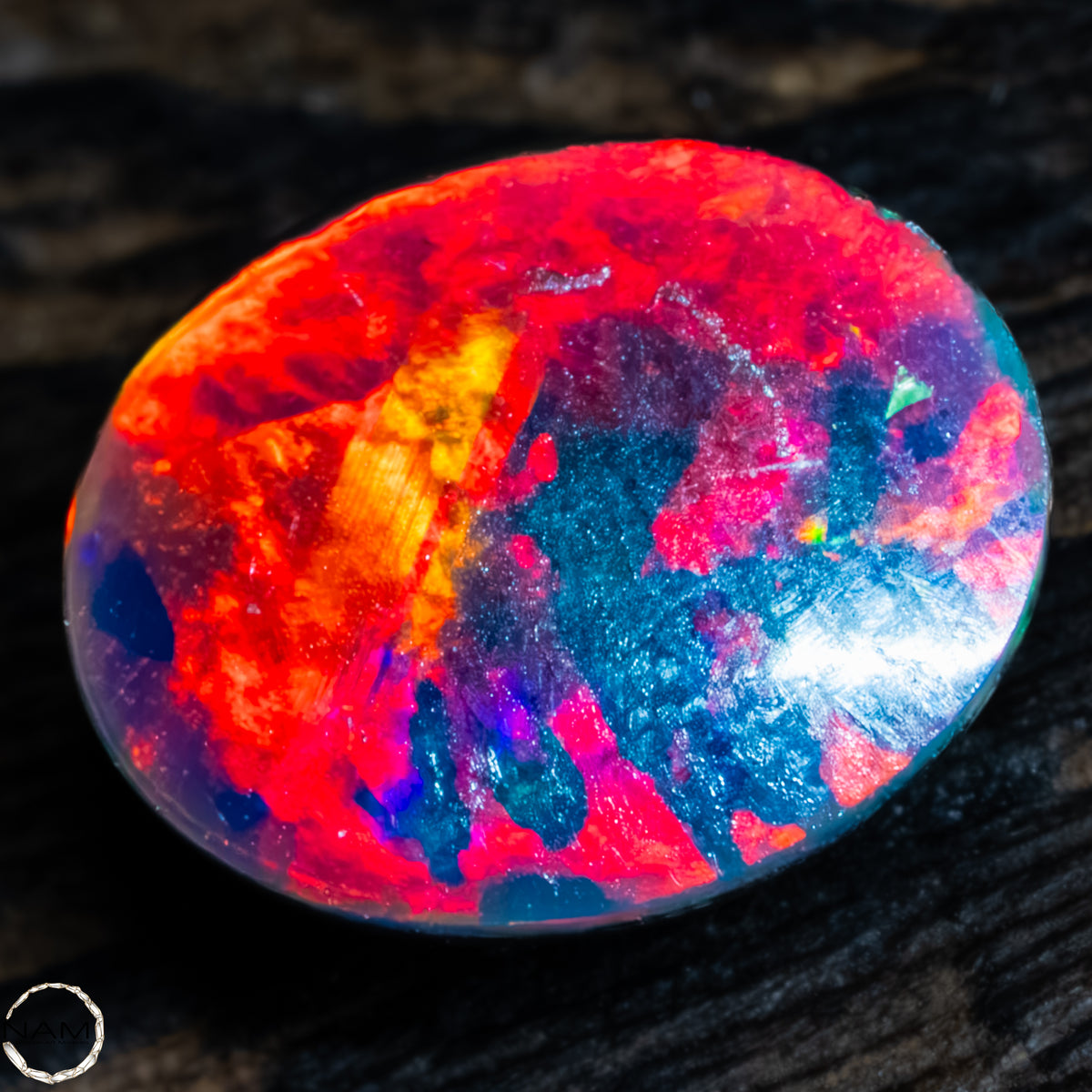Großer Schwarzer Opal Cabochon -  0,32g -1,6Ct