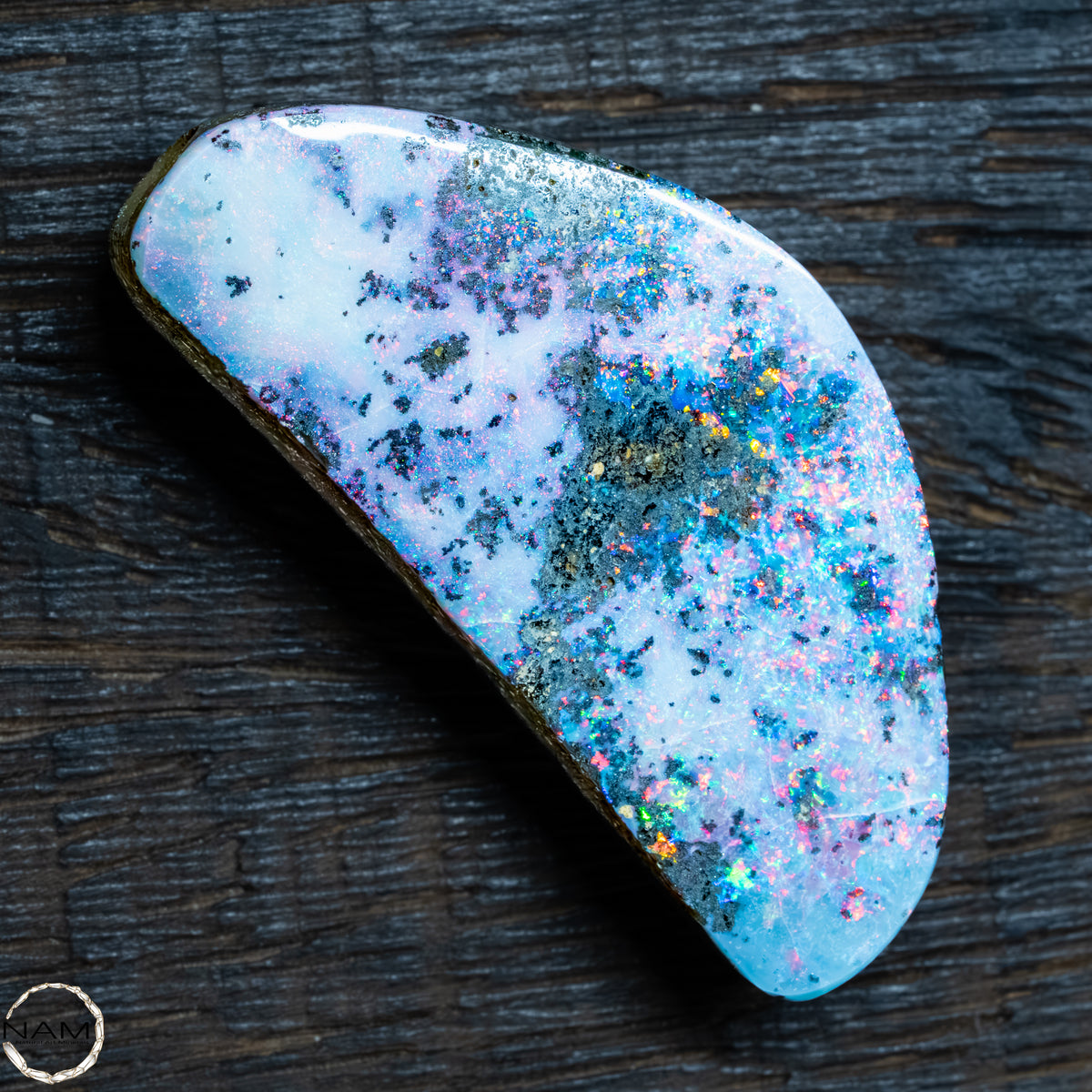 Natürlicher  Boulder Opal aus Australien Edelsteinqualität -  11,14g -55,7Ct