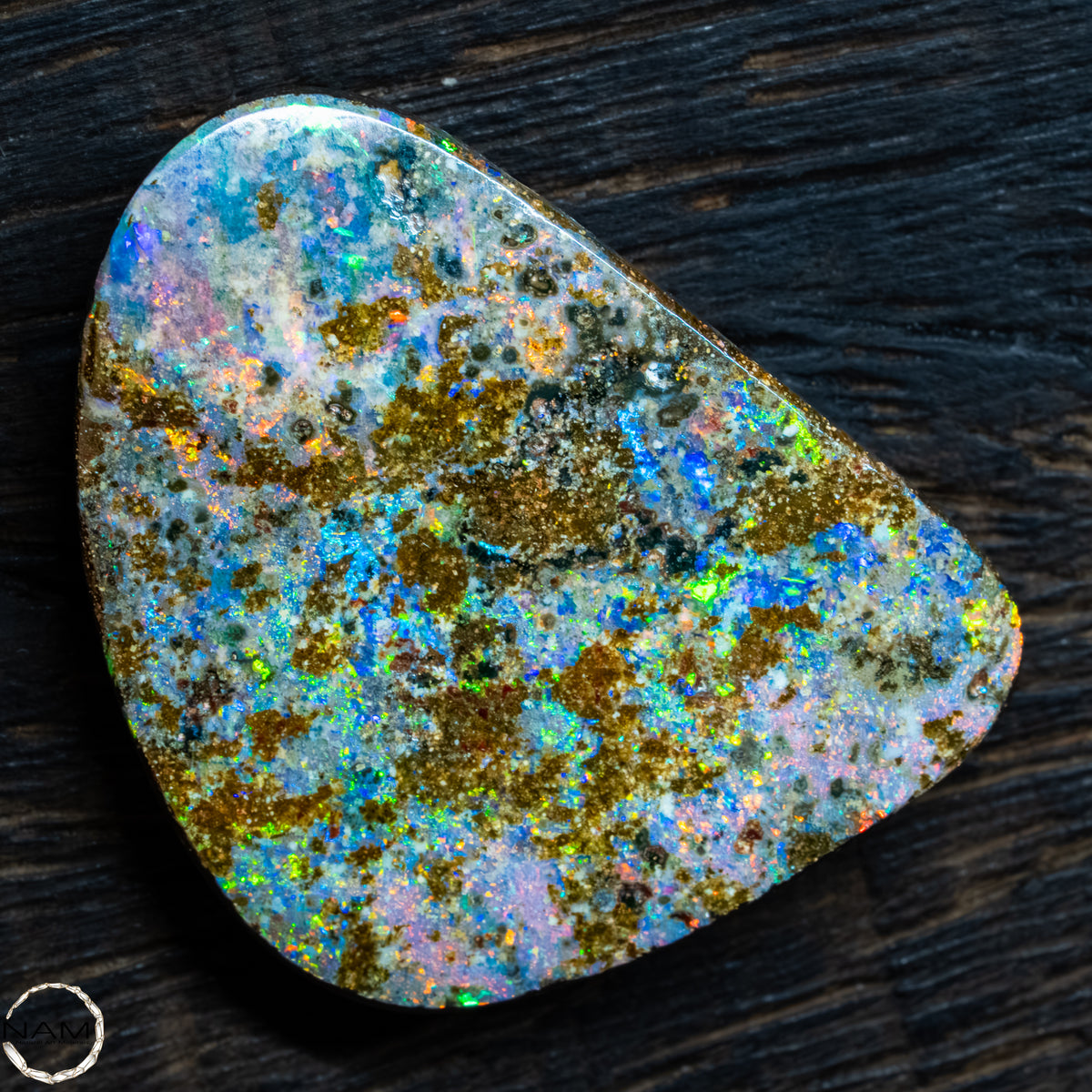 Natürlicher  Boulder Opal aus Australien Edelsteinqualität -  6,11g -30,55Ct