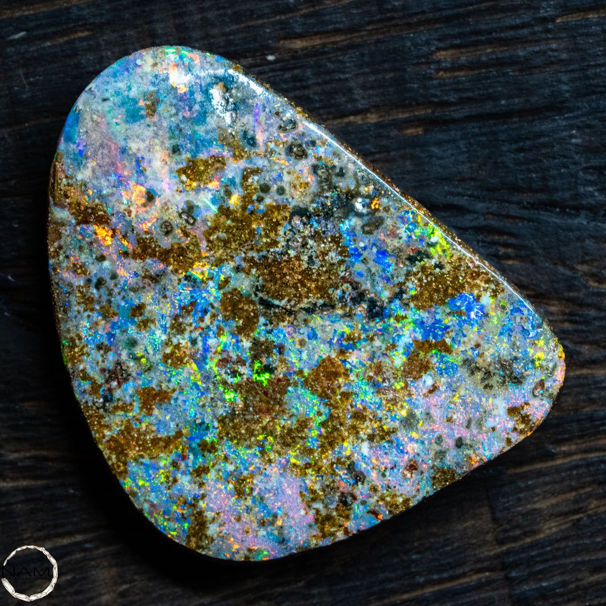 Natürlicher  Boulder Opal aus Australien Edelsteinqualität -  6,11g -30,55Ct