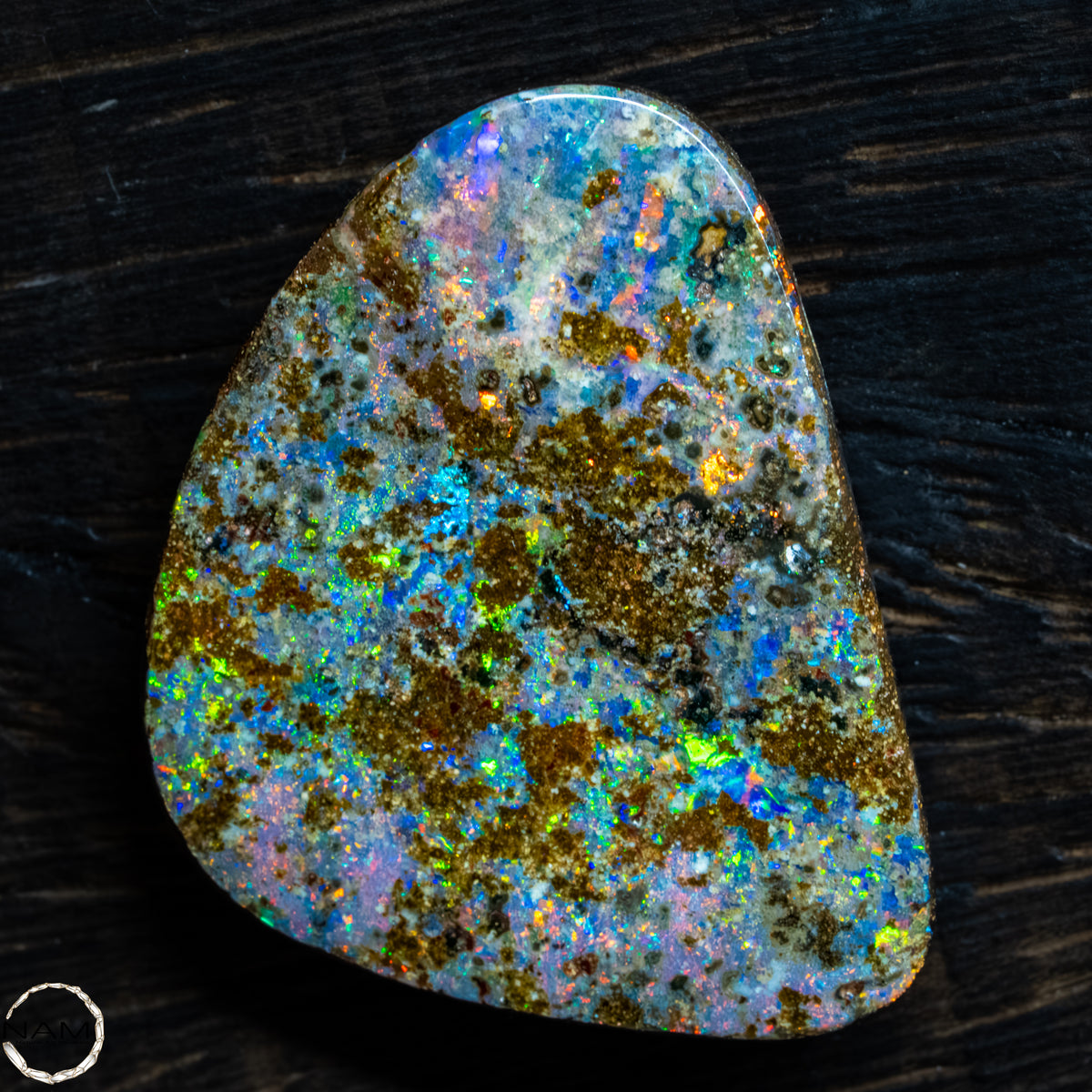Natürlicher  Boulder Opal aus Australien Edelsteinqualität -  6,11g -30,55Ct