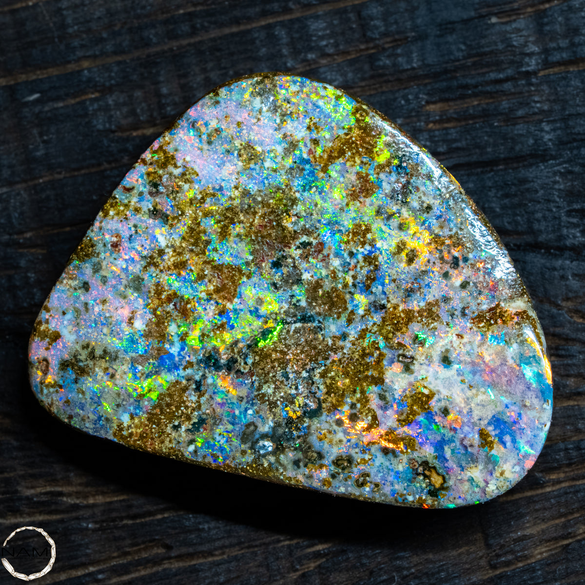 Natürlicher  Boulder Opal aus Australien Edelsteinqualität -  6,11g -30,55Ct