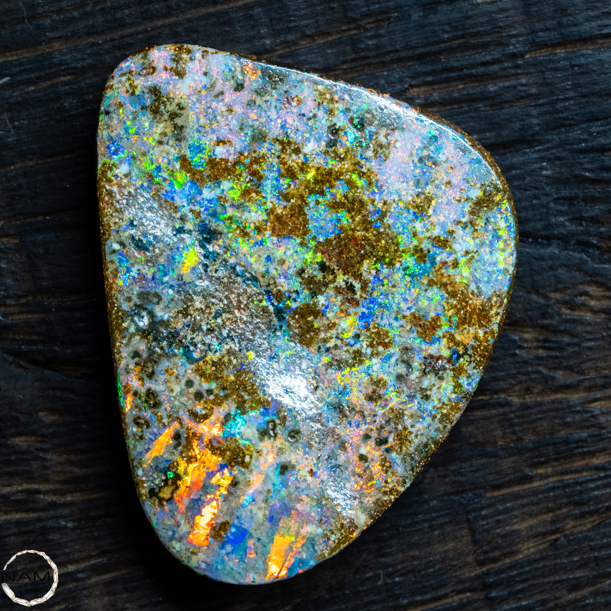 Natürlicher  Boulder Opal aus Australien Edelsteinqualität -  6,11g -30,55Ct