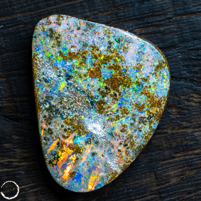 Natürlicher  Boulder Opal aus Australien Edelsteinqualität -  6,11g -30,55Ct