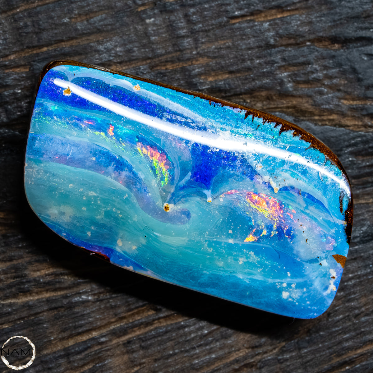 Natürlicher  Boulder Opal aus Australien Edelsteinqualität - 3,89g - 19,45Ct