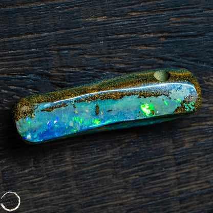 Natürlicher  Boulder Opal aus Australien Edelsteinqualität -   9,31g 46,55Ct