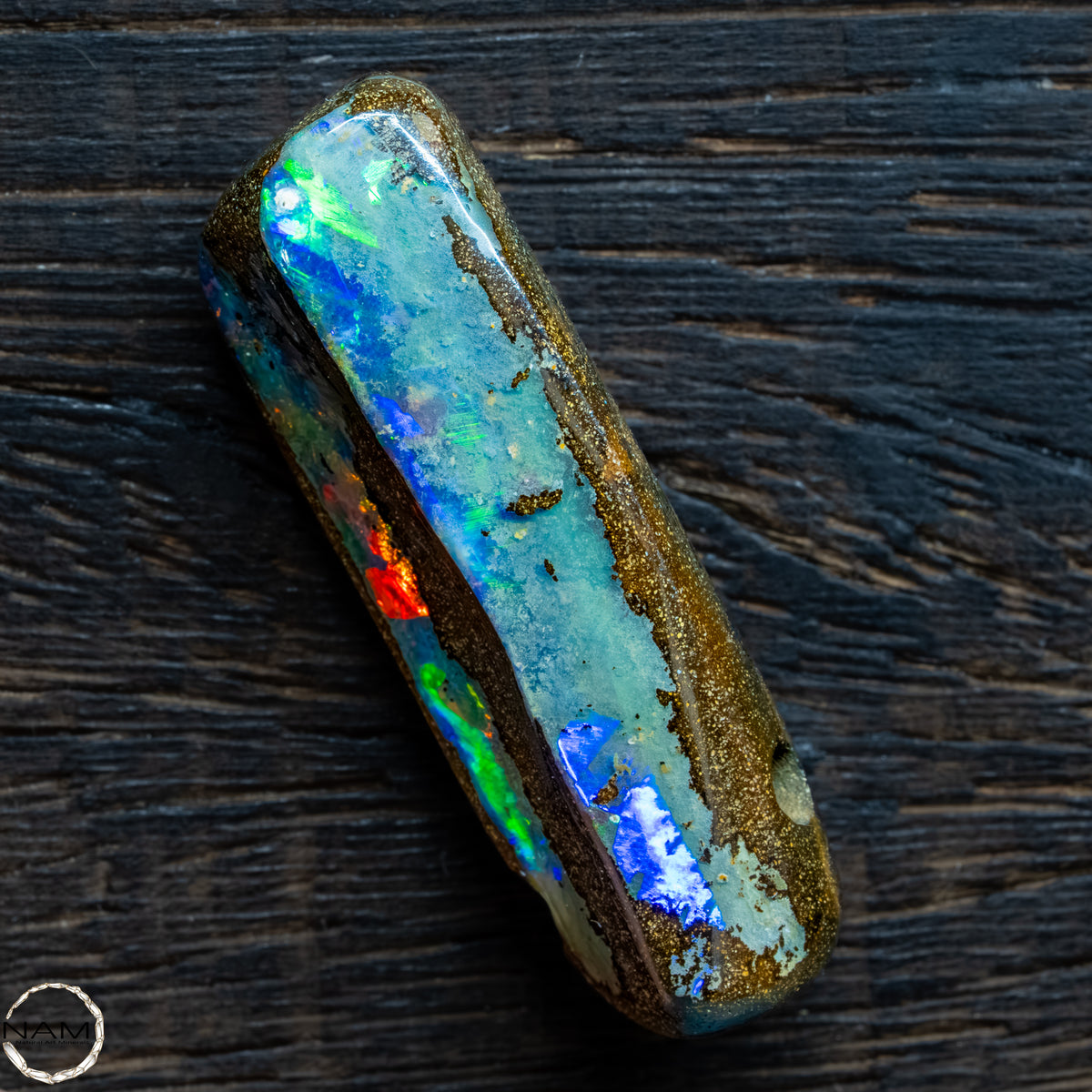 Natürlicher  Boulder Opal aus Australien Edelsteinqualität -   9,31g 46,55Ct