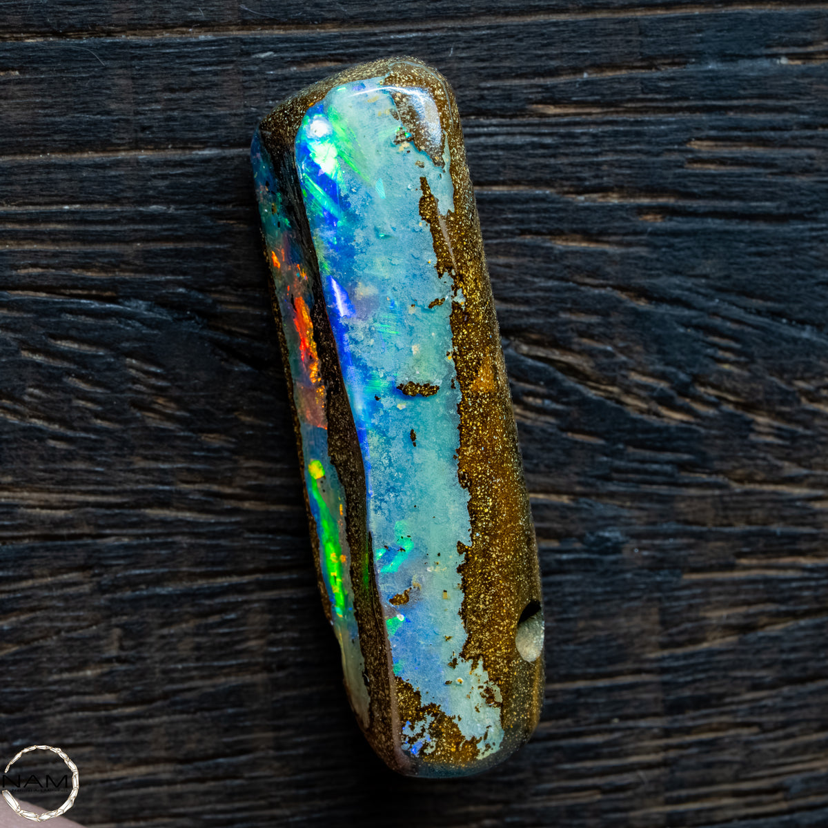 Natürlicher  Boulder Opal aus Australien Edelsteinqualität -   9,31g 46,55Ct