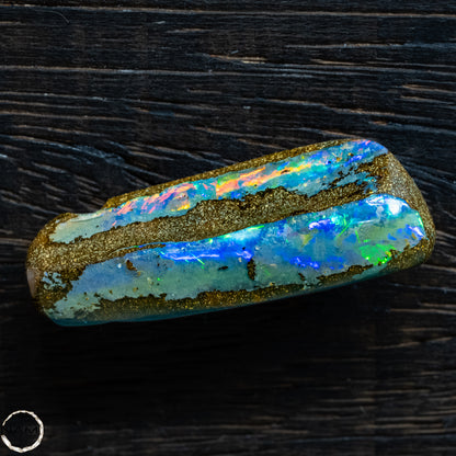 Natürlicher  Boulder Opal aus Australien Edelsteinqualität -   9,31g 46,55Ct