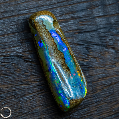Natürlicher  Boulder Opal aus Australien Edelsteinqualität -   9,31g 46,55Ct