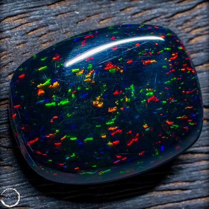 Großer AAA+ Schwarzer Opal Cabochon - 4,76g / 23,8 ct