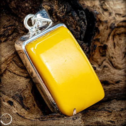 Natürlicher Butterscotch Bernstein Anhänger - 8,96g