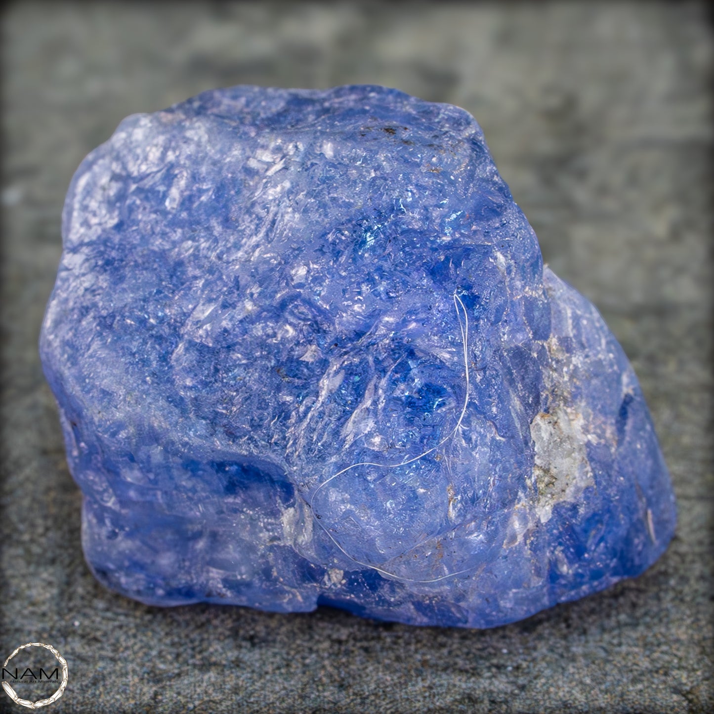 Natürlicher, Schöner Tansanit-Kristall, Tansania - 11,82g - 59,10ct