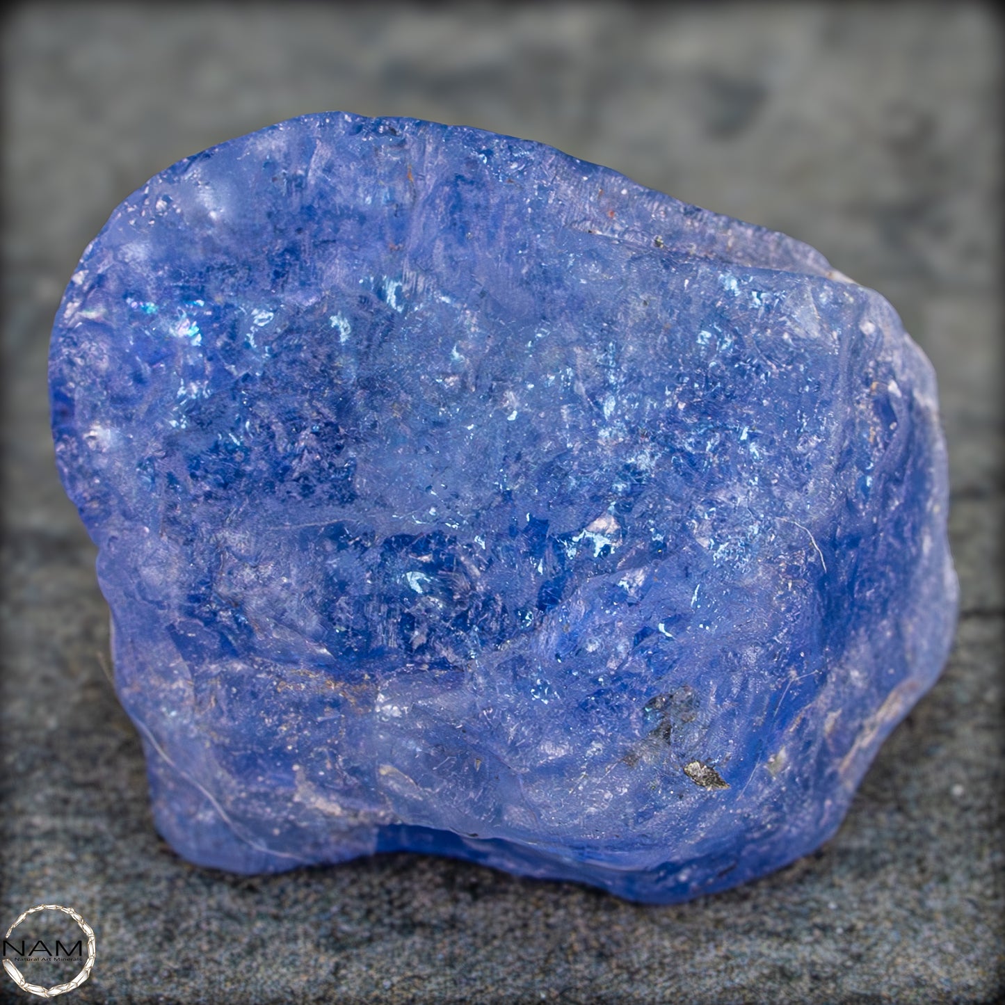 Natürlicher, Schöner Tansanit-Kristall, Tansania - 11,82g - 59,10ct