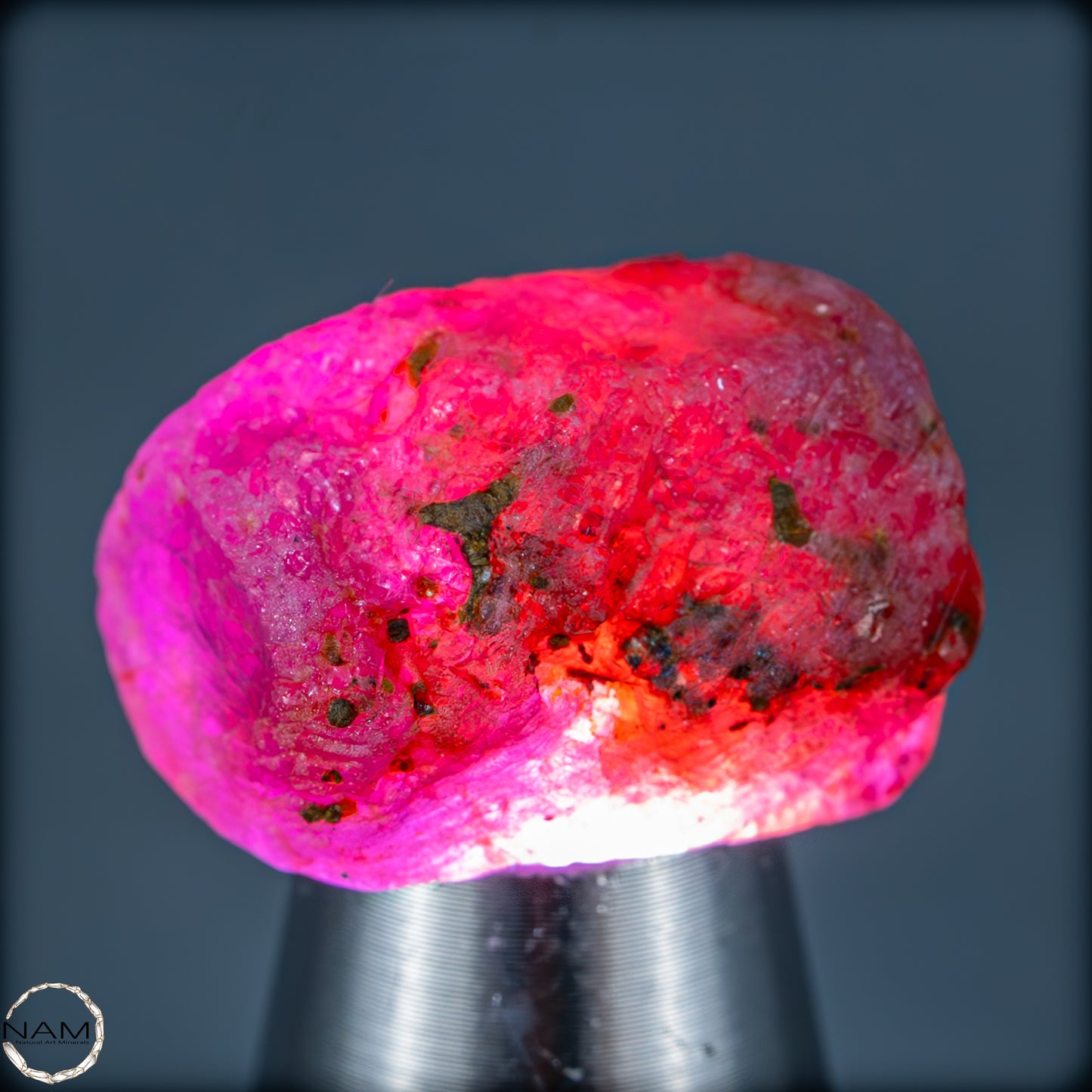 Seltener Padparadscha Farbener Saphirekristall aus Tansania - 8,36g - 41,80ct