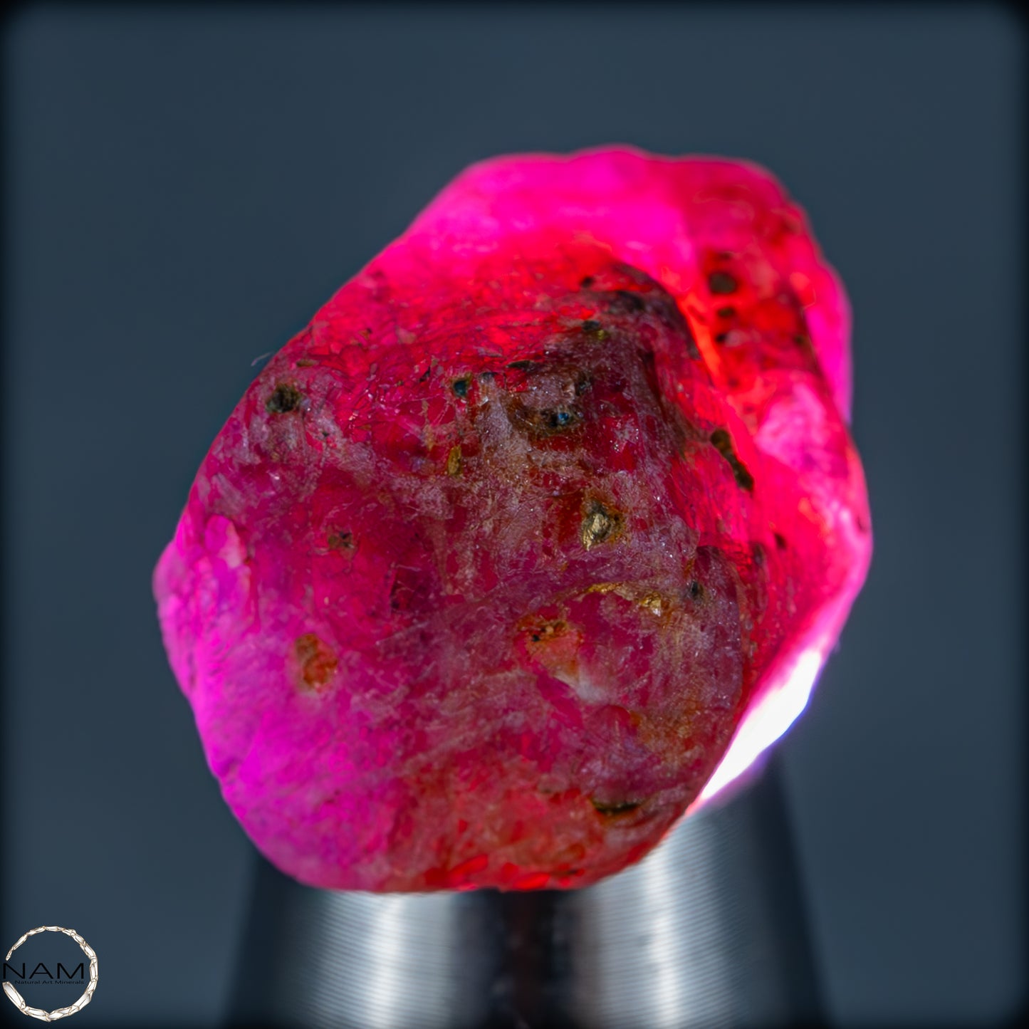 Seltener Padparadscha Farbener Saphirekristall aus Tansania - 8,36g - 41,80ct