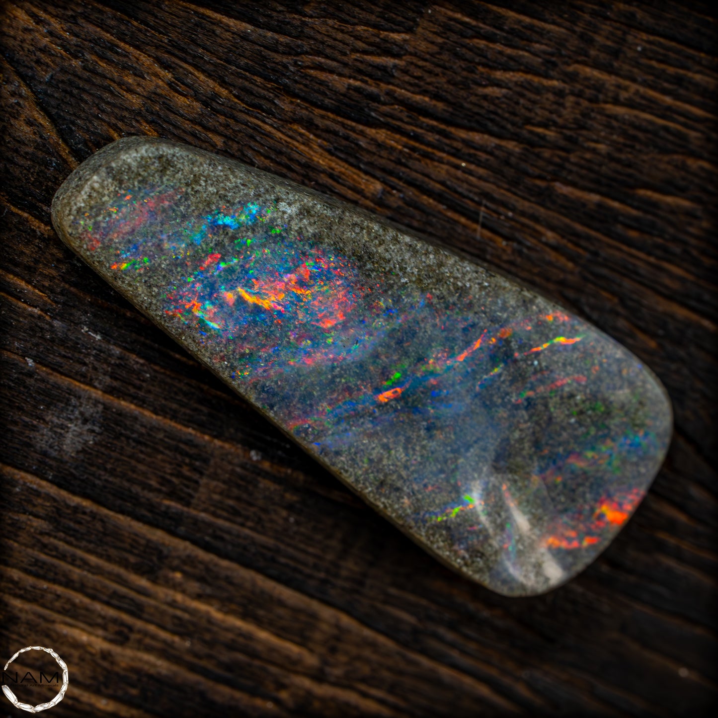 Natürlicher AAA+ Boulder Opal aus Australien Edelsteinqualität - 29,565ct