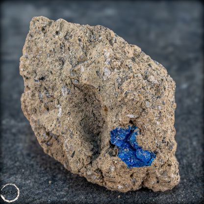 Hauyn Kristall auf Matrix, Mendig, Eifel - 18,94g - 94,70ct