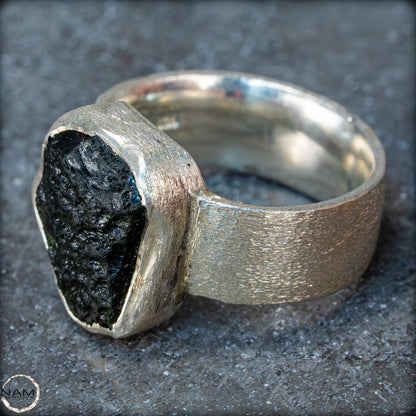 Natürlicher Moldavit Kristall Ring in 925 Silber, 12,27g - 61,35ct