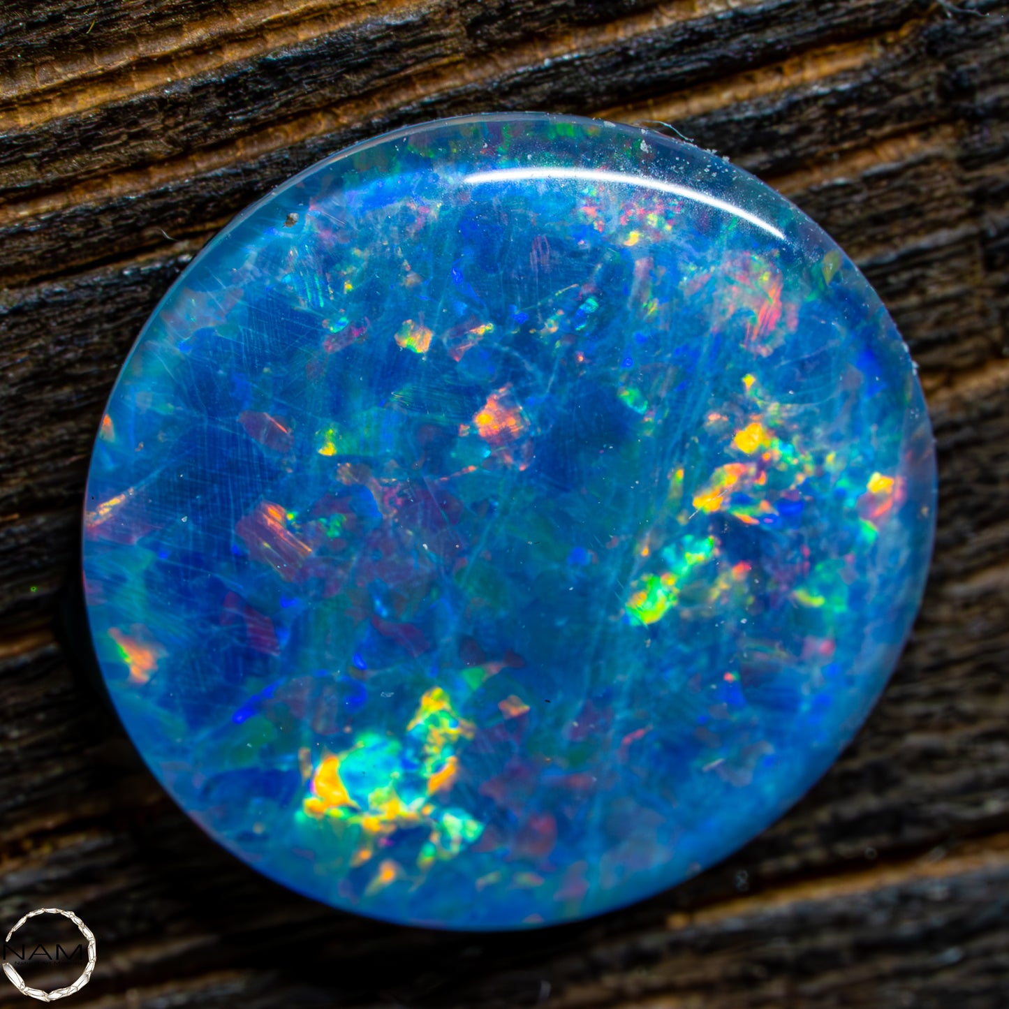 AAA + Black Opal Triplet, Australien, 0,67g/35ct