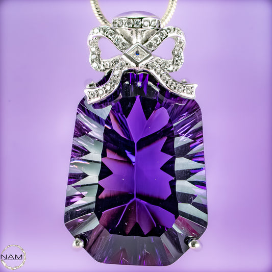Amethyst-Anhänger – ein Meisterwerk aus Licht, Tiefe und Eleganz 14,31g  71,55ct