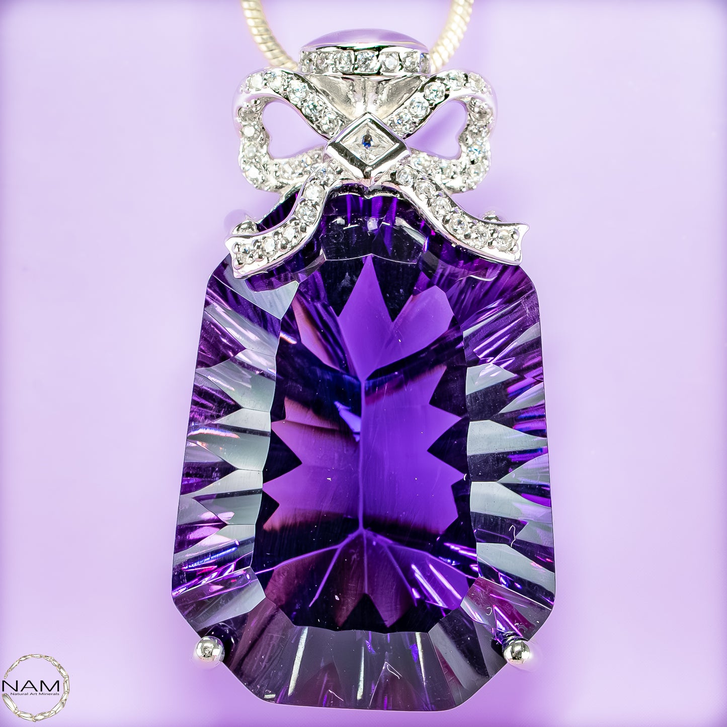 Amethyst-Anhänger – ein Meisterwerk aus Licht, Tiefe und Eleganz 14,31g  71,55ct