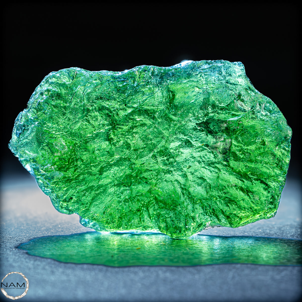 Großer Natürlicher Moldavit Kristall - 12,03g - 60,15ct