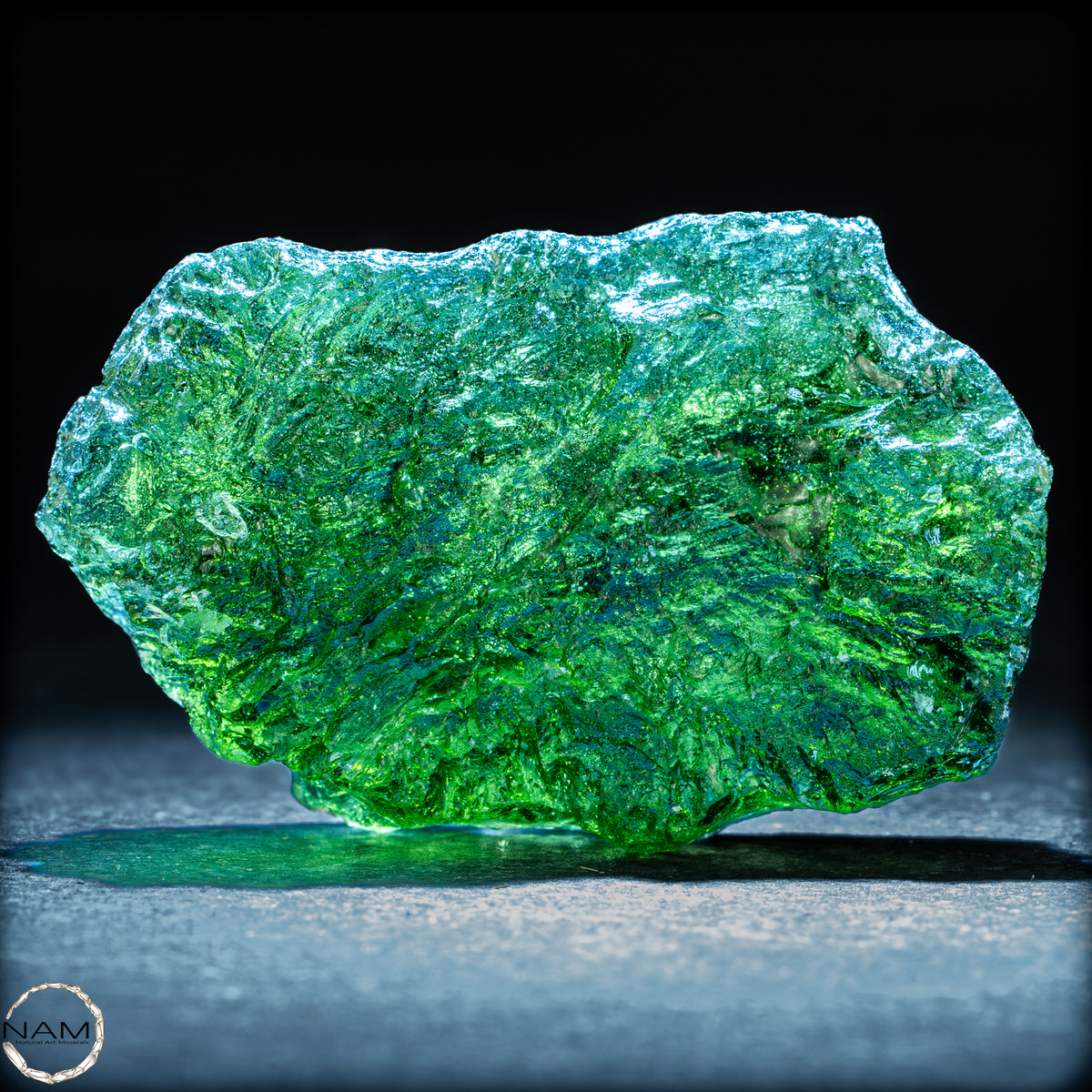 Großer Natürlicher Moldavit Kristall - 12,03g - 60,15ct
