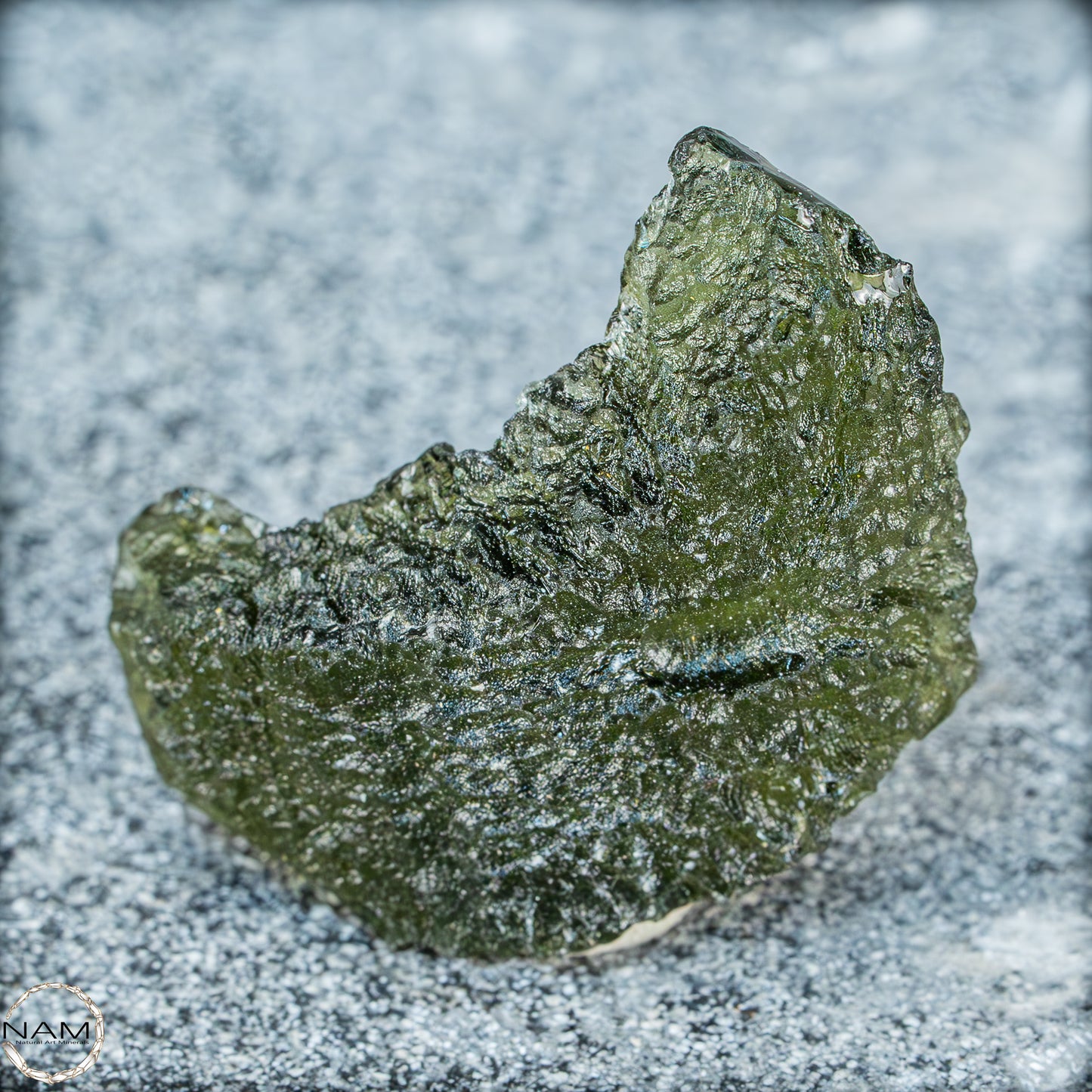 Großer Natürlicher Moldavit Kristall - 8,65g - 43,25ct
