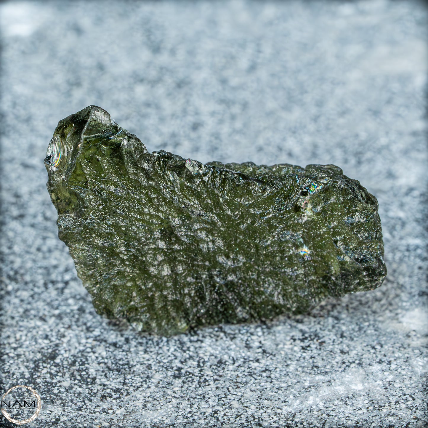Großer Natürlicher Moldavit Kristall - 8,65g - 43,25ct