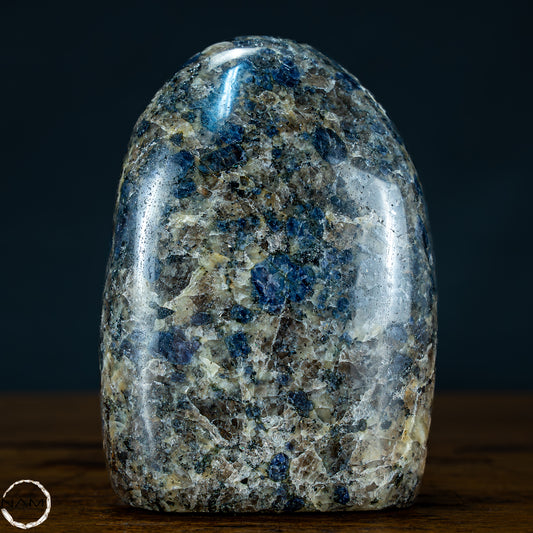 Natürliche Blaue Cordierit-Kristall Freiform, Spitzenqualität -972,33g