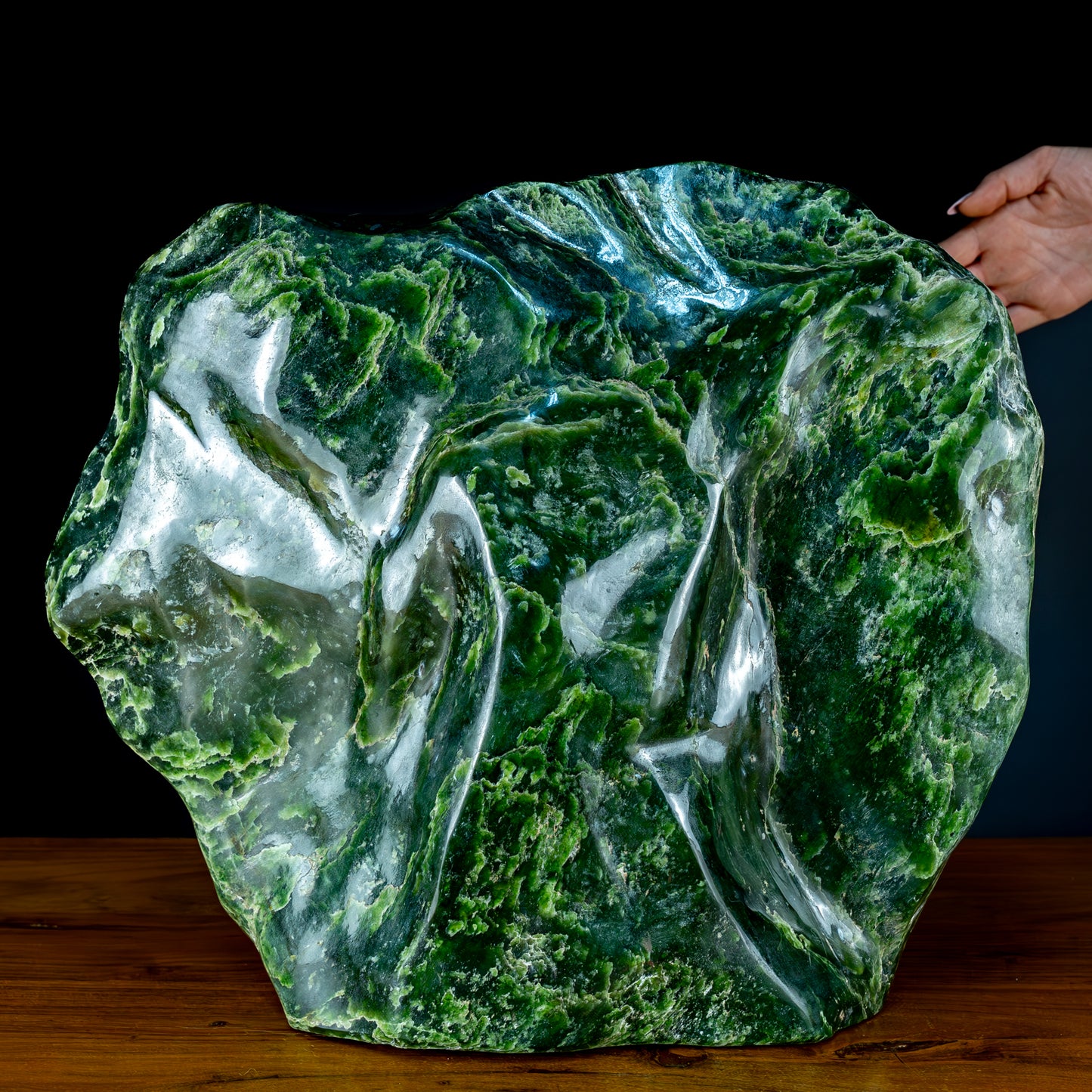 Natürliche Jade-Nephrit Freiform aus Burma - 27136,82g