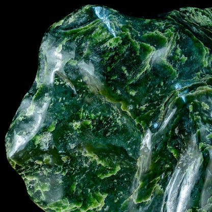 Natürliche Jade-Nephrit Freiform aus Burma - 27136,82g