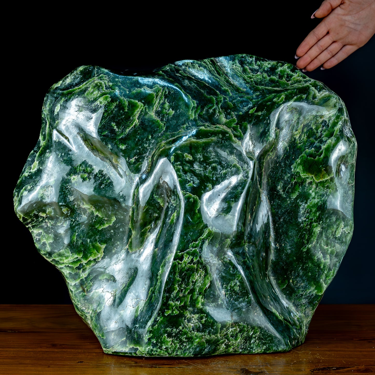 Natürliche Jade-Nephrit Freiform aus Burma - 27136,82g