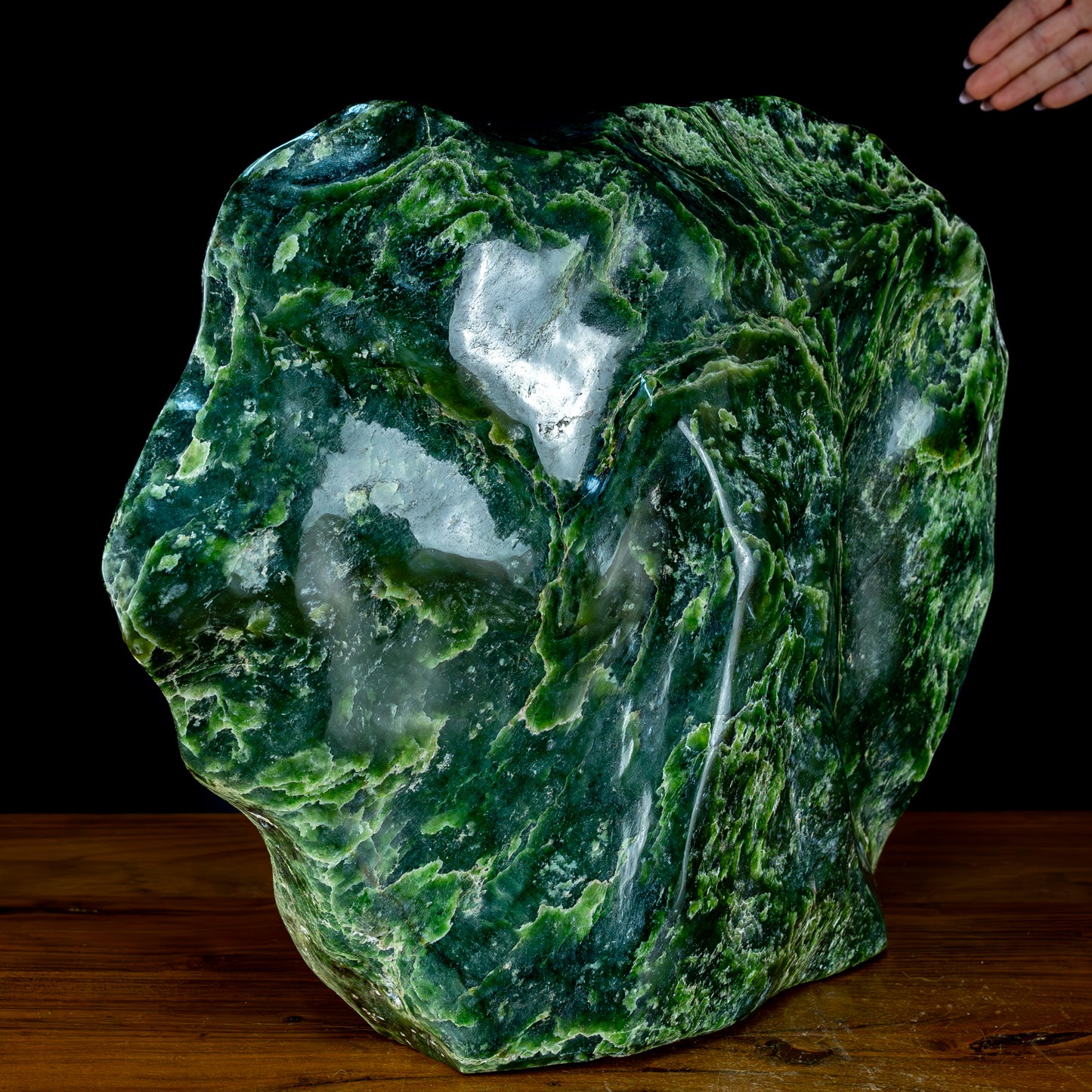 Natürliche Jade-Nephrit Freiform aus Burma - 27136,82g