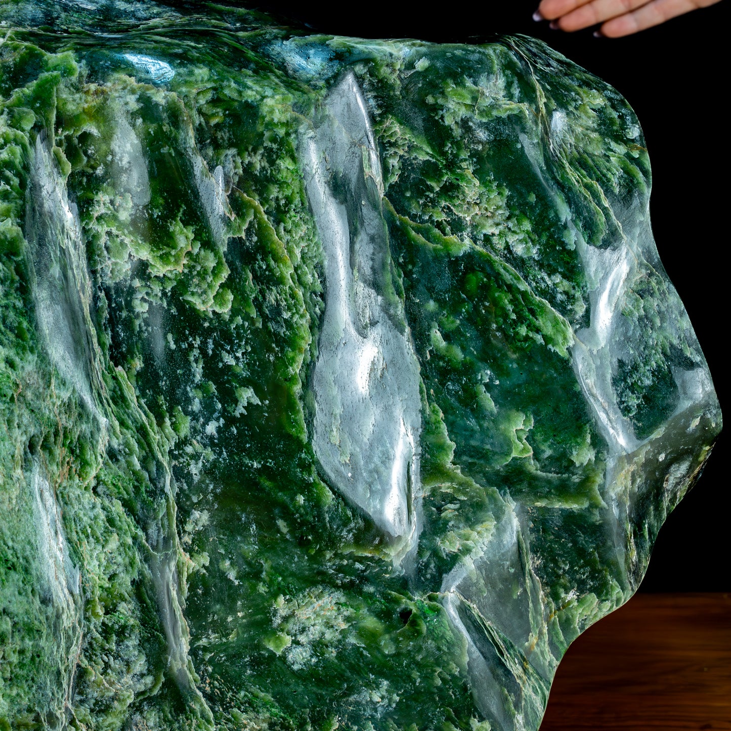 Natürliche Jade-Nephrit Freiform aus Burma - 27136,82g